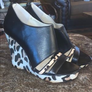 Calvin klein sz 6 worn once wedges